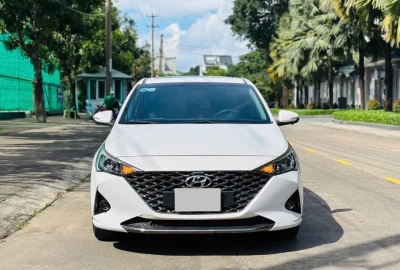 Thuê xe 4 chỗ Hyundai Accent