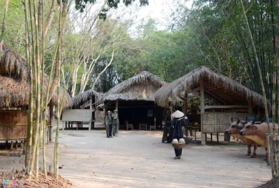 THUÊ XE DU LỊCH THAM QUAN ĐỊA ĐẠO CỦ CHI 1 NGÀY