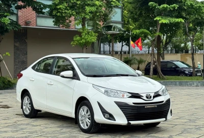 Thuê xe 4 chỗ Toyota Vios