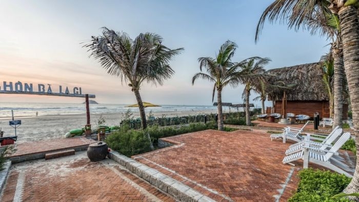 Hòn Bà Resort Lagi với bãi biển riêng, hồ bơi lớn, khu nghỉ dưỡng yên tĩnh lý tưởng cho cặp đôi