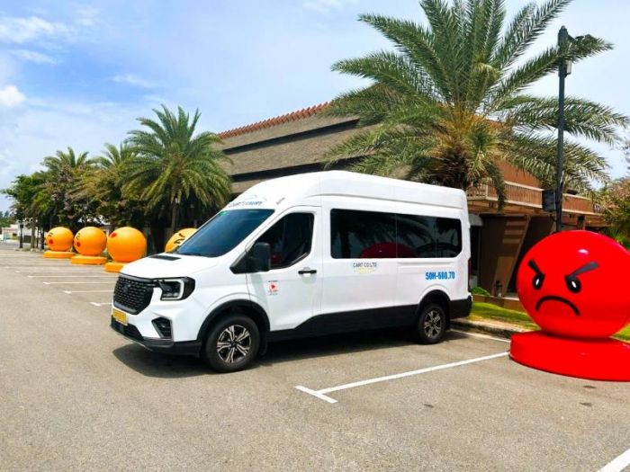 Xe du lịch 16 chỗ Ford Transit đi Vũng Tàu với đoàn khách