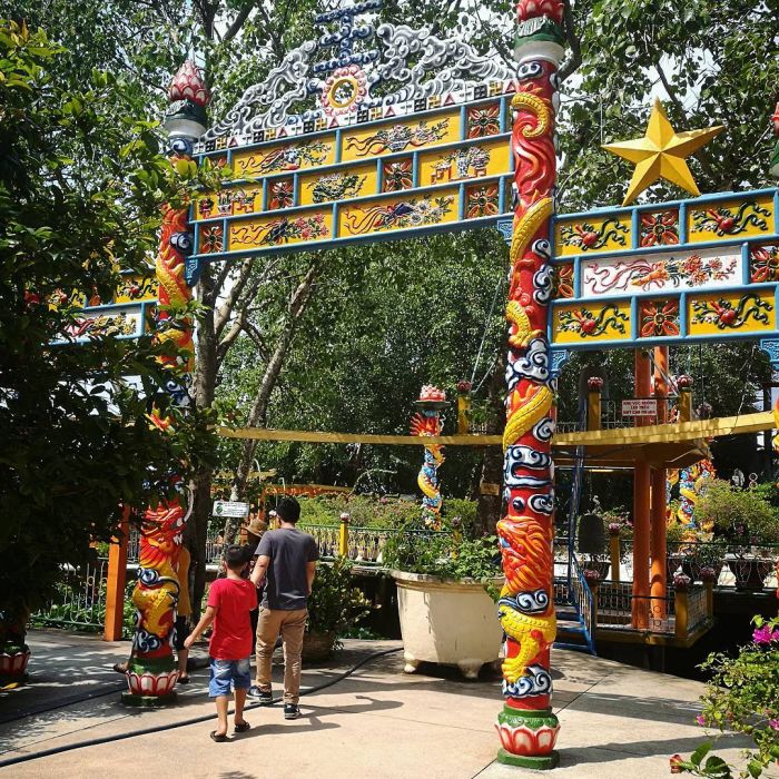 Di tích Đạo Dừa Cồn Phụng Bến Tre