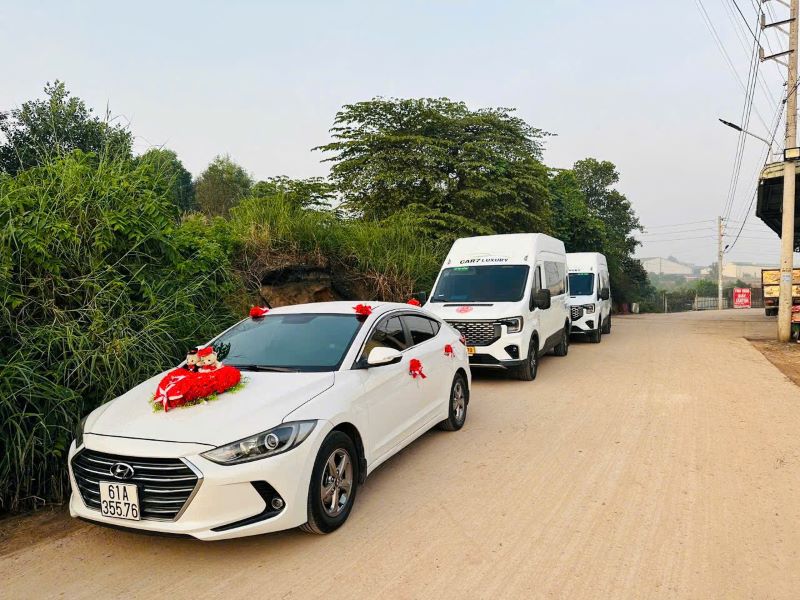 Dịch vụ thuê xe 16 chỗ đám cưới chuyên nghiệp